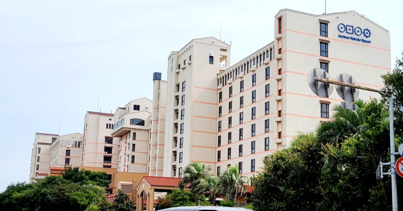 アオアヲ ナルトリゾートなると金時芋掘り体験